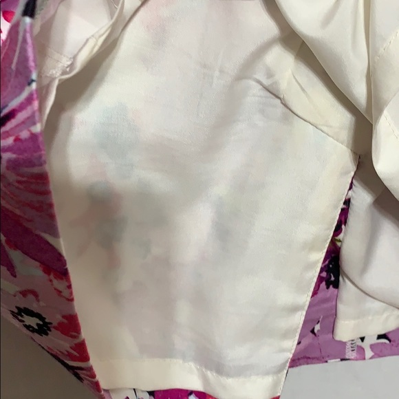 Ann Taylor Short Floral Skirt Size 6 - Picture 5 of 8